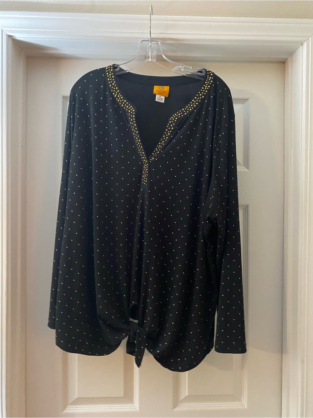 Ruby Rd. Women's Black Long-Sleeve Gold Studded V-Neck Top with Front Tie. 2X.